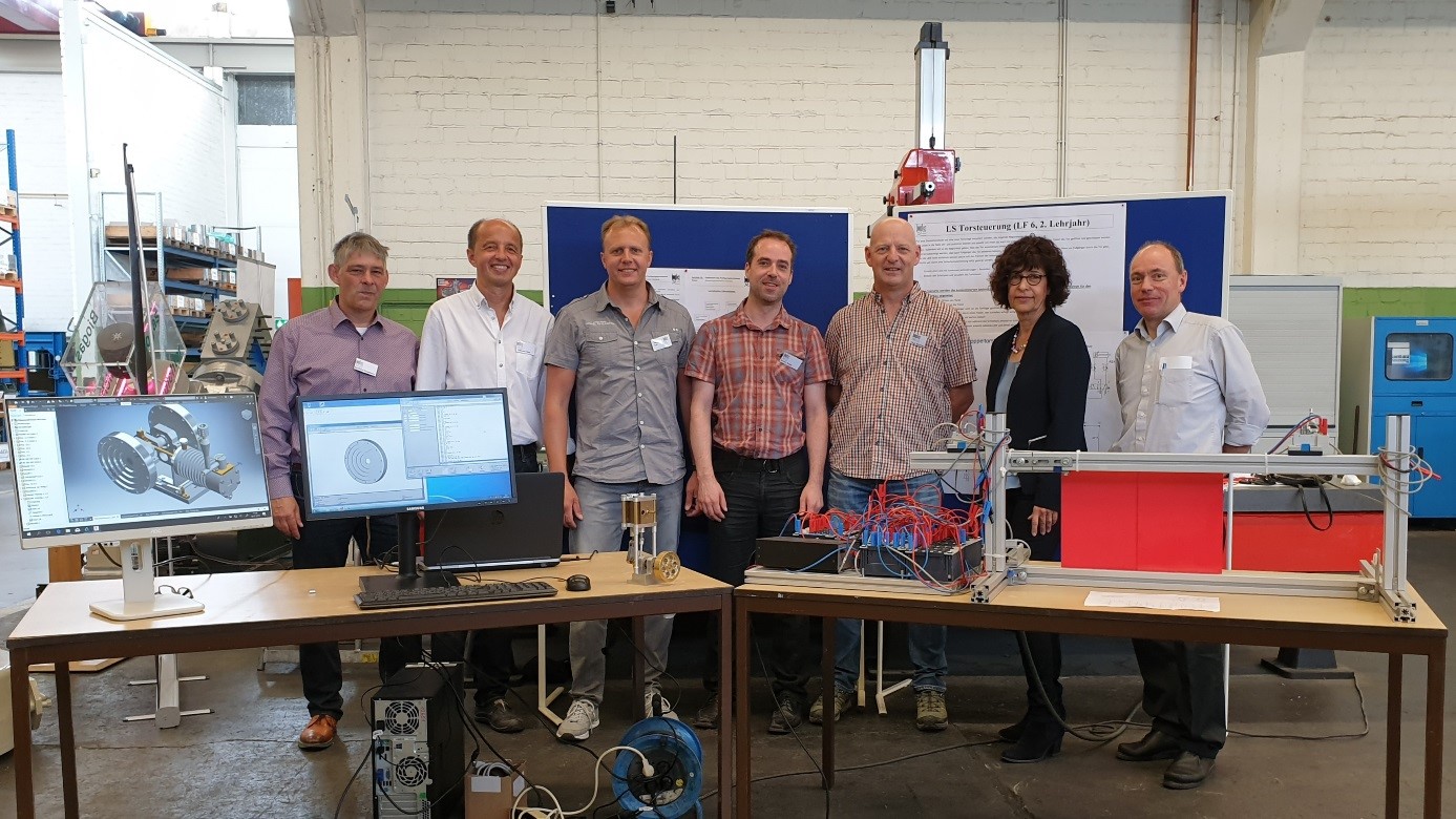 Kolleginnen und Kollegen des BKE am Tag der Ausbildung 2019 bei der NEUMAN & ESSER GROUP 